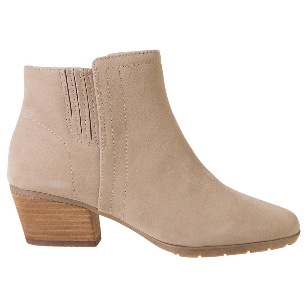 Blondo Valli waterproof nubuck suede ankle Boots sand 9